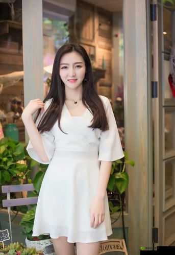 探索 CEKE 美女 BNДeo:美丽与智慧的结合