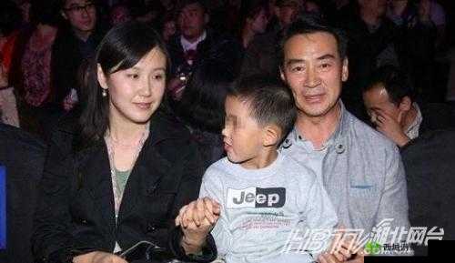 EVEIYNCIAIRN 老少配:独特的情感组合