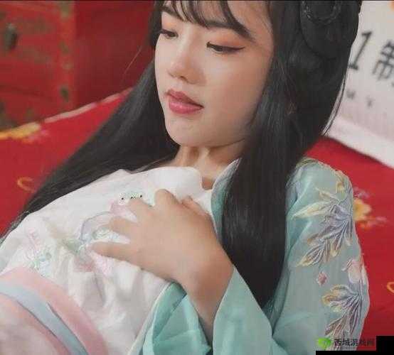 手机的密码:果冻潘甜甜 背后的故事