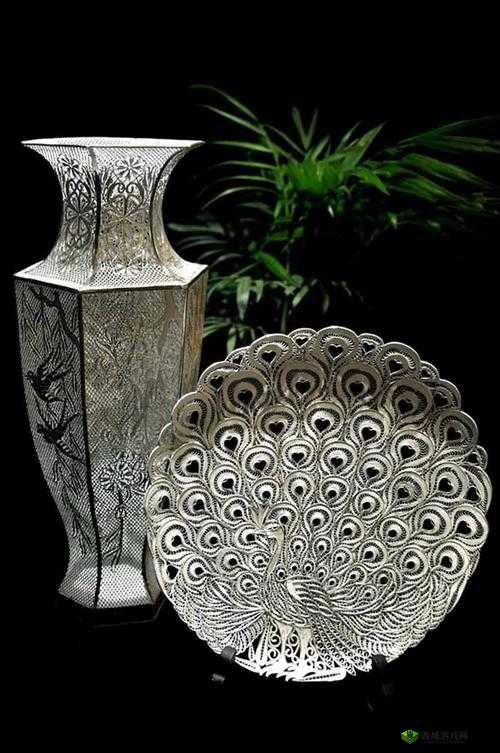 银色器物 TXL 金银花:精美艺术品