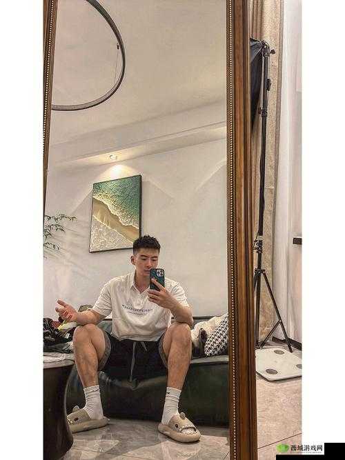 GAY2022 空少被体育生暴菊:同性之爱引发的暴力事件