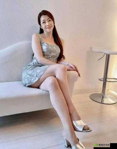 丰满老女人:探讨年龄与魅力的关系